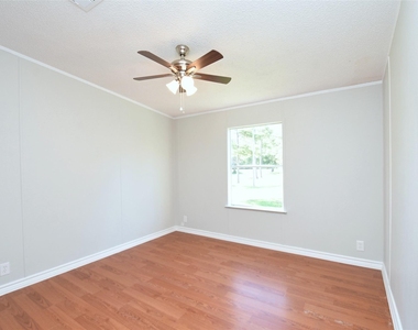 12767 Roy Harris Loop - Photo Thumbnail 5
