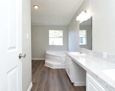 12767 Roy Harris Loop - Photo Thumbnail 8