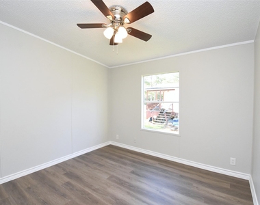12767 Roy Harris Loop - Photo Thumbnail 11