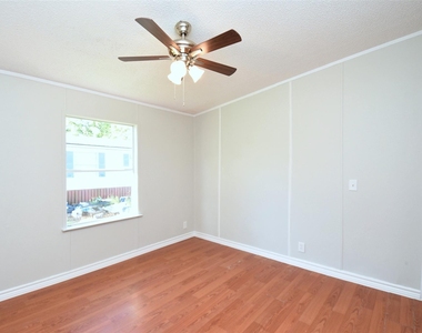 12767 Roy Harris Loop - Photo Thumbnail 4