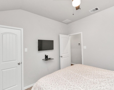 6842 Scarlet Sagebrush Street - Photo Thumbnail 26