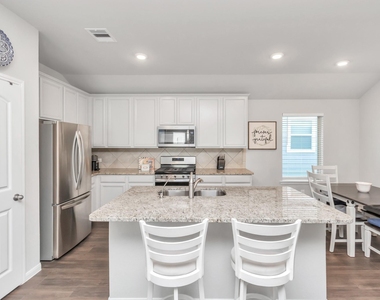 6842 Scarlet Sagebrush Street - Photo Thumbnail 14