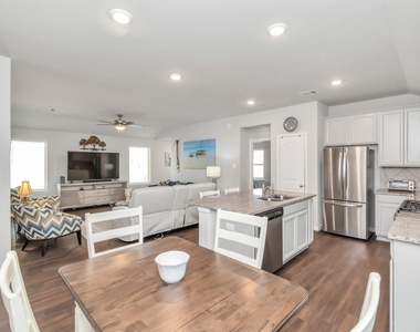 6842 Scarlet Sagebrush Street - Photo Thumbnail 9