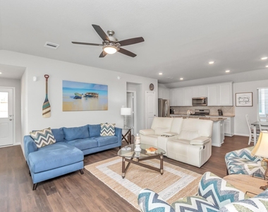 6842 Scarlet Sagebrush Street - Photo Thumbnail 3