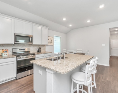 6842 Scarlet Sagebrush Street - Photo Thumbnail 7