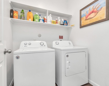 6842 Scarlet Sagebrush Street - Photo Thumbnail 27