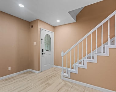 6711 Biggs Court - Photo Thumbnail 2