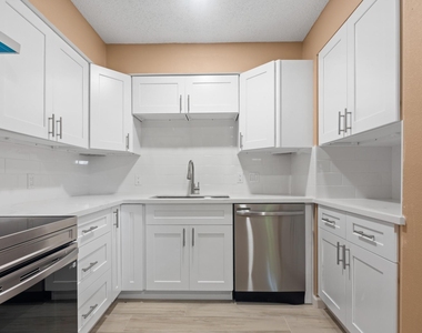 6711 Biggs Court - Photo Thumbnail 9