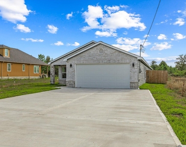 311 Road 51021 - Photo Thumbnail 3