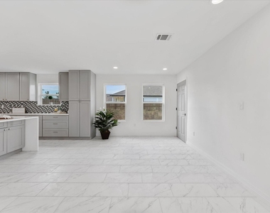 311 Road 51021 - Photo Thumbnail 6