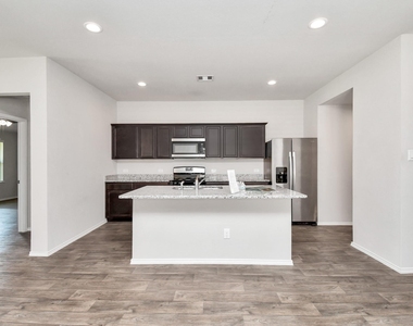 14068 W Crystal Cave Lane - Photo Thumbnail 9