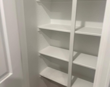 3202 Holly Stokes Way Way - Photo Thumbnail 18