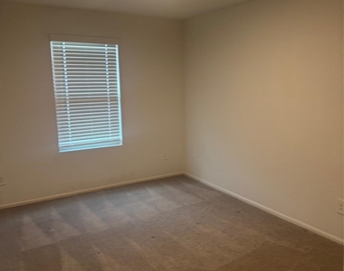 3202 Holly Stokes Way Way - Photo Thumbnail 22