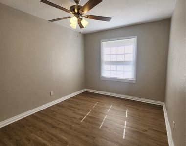 138 W Marion - Photo Thumbnail 4