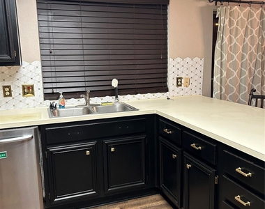 17210 Park Lodge Drive - Photo Thumbnail 2