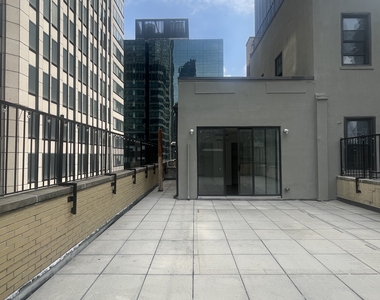  West 55th Street - Photo Thumbnail 2