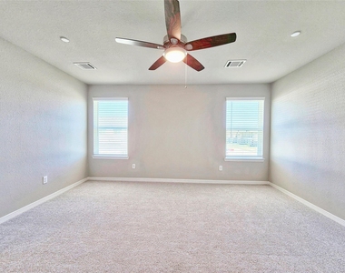 8002 Scanlan Trace - Photo Thumbnail 15