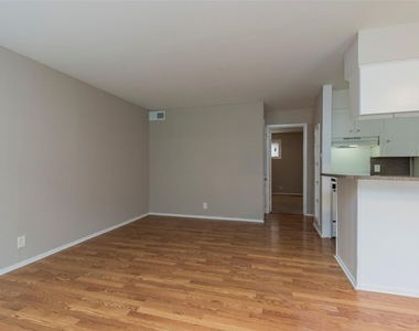 1401 Kipling - Photo Thumbnail 3