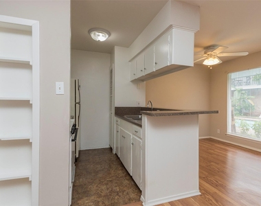 1401 Kipling - Photo Thumbnail 5