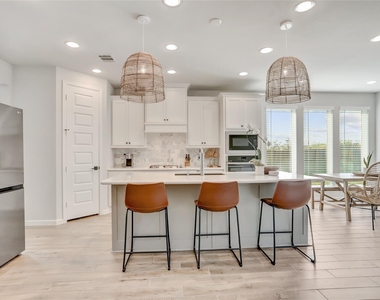 4438 Peloton Road - Photo Thumbnail 6