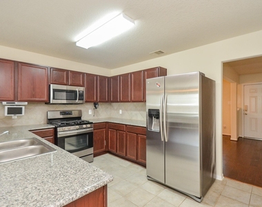 12506 Greencanyon Drive - Photo Thumbnail 4