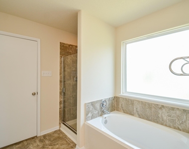 12506 Greencanyon Drive - Photo Thumbnail 14