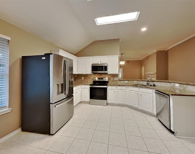 16442 Redbud Berry Lane - Photo Thumbnail 3