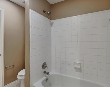16442 Redbud Berry Lane - Photo Thumbnail 9