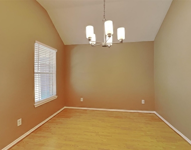 16442 Redbud Berry Lane - Photo Thumbnail 4