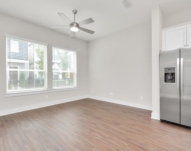 755 Strawberry Pines Court - Photo Thumbnail 18