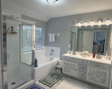 118 Highland Street - Photo Thumbnail 3