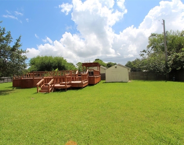 118 Highland Street - Photo Thumbnail 17