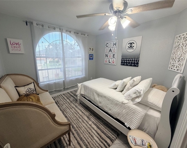 118 Highland Street - Photo Thumbnail 4
