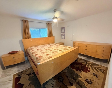 118 Highland Street - Photo Thumbnail 6