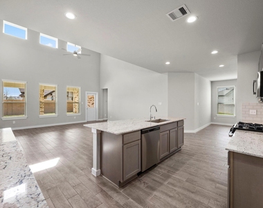 32407 Hamilton Crest Court - Photo Thumbnail 13