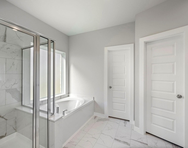 32407 Hamilton Crest Court - Photo Thumbnail 23