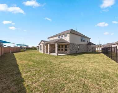 32407 Hamilton Crest Court - Photo Thumbnail 38