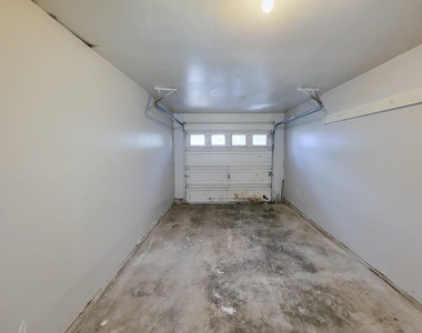5222 Beaverhill Drive - Photo Thumbnail 24