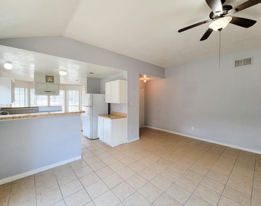 5222 Beaverhill Drive - Photo Thumbnail 16