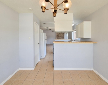 5222 Beaverhill Drive - Photo Thumbnail 19