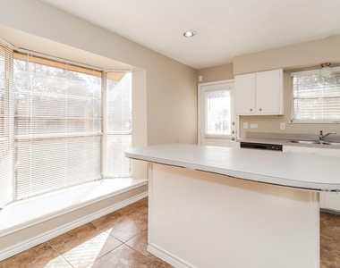 23903 Lestergate Drive - Photo Thumbnail 6
