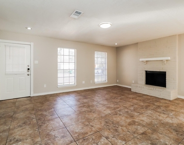 23903 Lestergate Drive - Photo Thumbnail 4