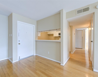 3055 Walnut Bend Lane - Photo Thumbnail 3