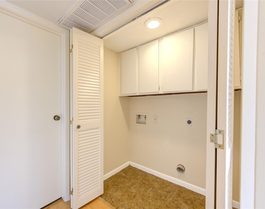 3055 Walnut Bend Lane - Photo Thumbnail 21