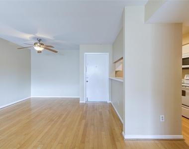 3055 Walnut Bend Lane - Photo Thumbnail 2