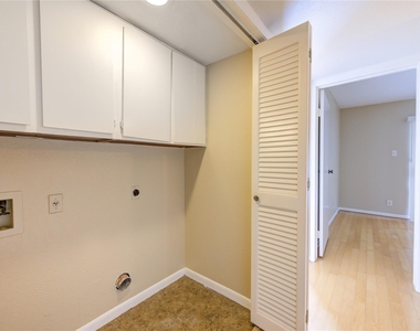 3055 Walnut Bend Lane - Photo Thumbnail 25