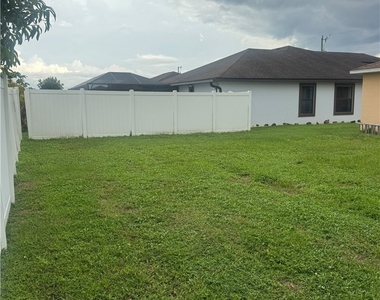 411 Nicholas Parkway W - Photo Thumbnail 9
