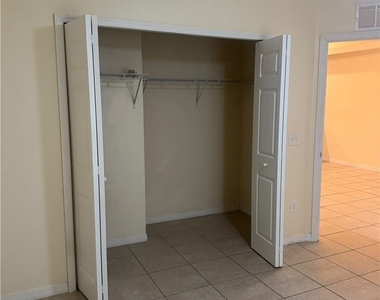 411 Nicholas Parkway W - Photo Thumbnail 13