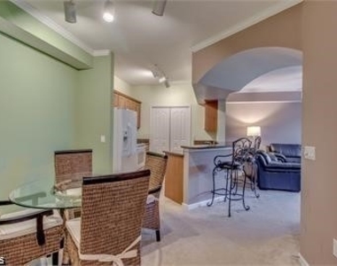 12940 Positano Circle - Photo Thumbnail 7