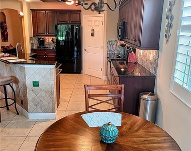 10637 Pelican Preserve Boulevard - Photo Thumbnail 14